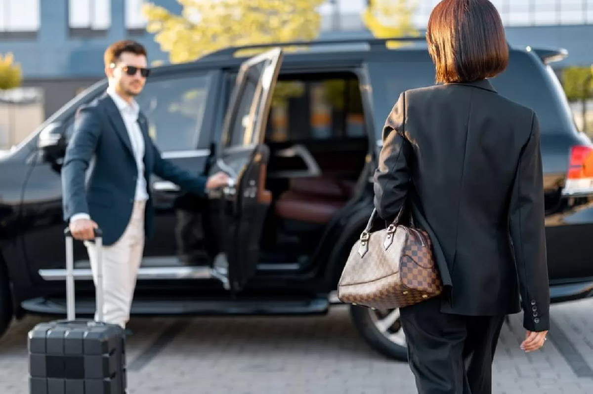 Luxury Bradley Airport Limo Service by NYC Airport Limo Service