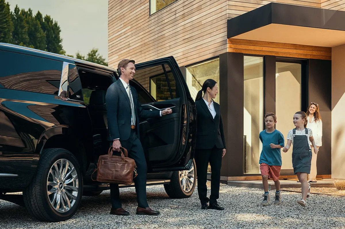 Best SUV Airport Car Service in NYC for Large Families Best SUV Airport Car Service in NYC for Large Families