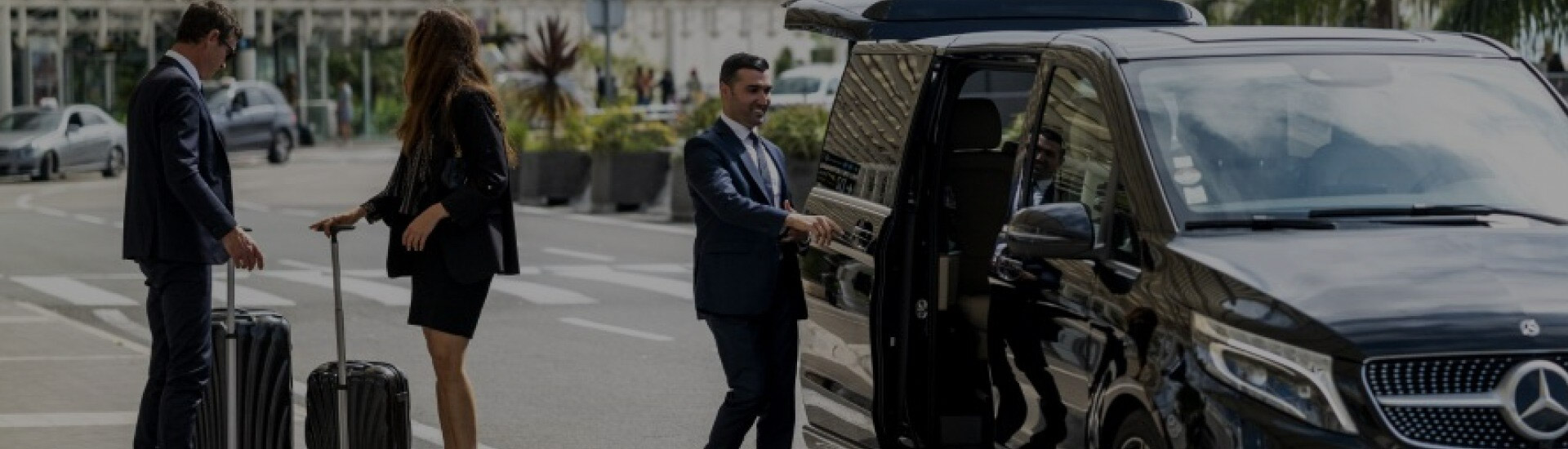 Laguardia Airport Limo Service
