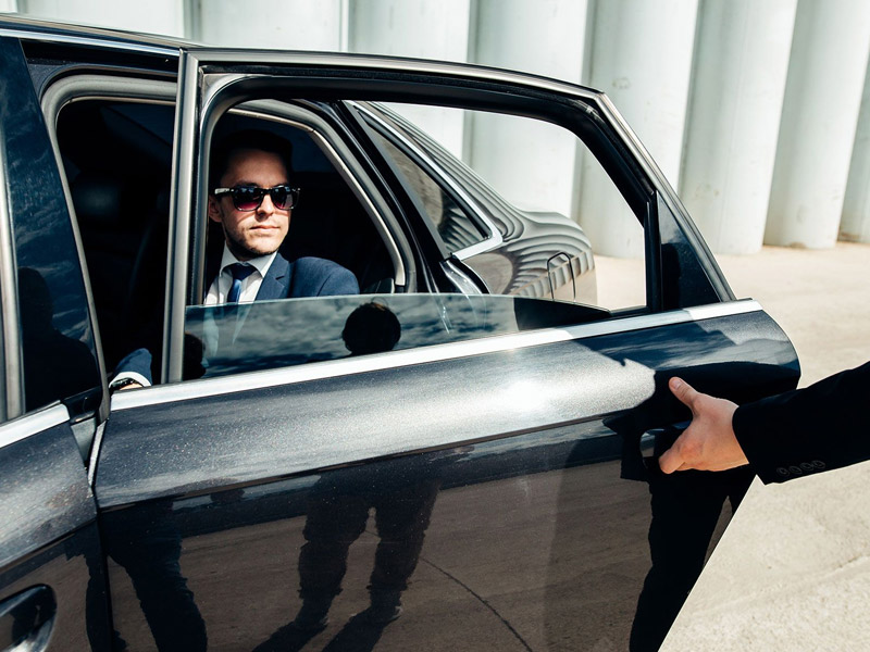 Roadshow Limo & Car Service in NYC